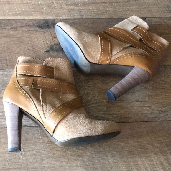 Zara basic boots in size 39, US size 8.5 - Picture 8 of 8